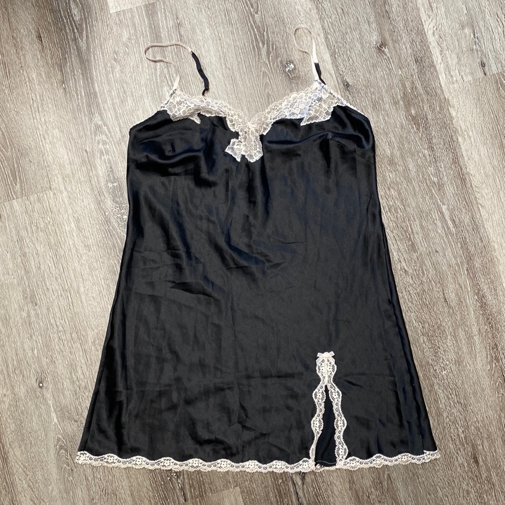 Victoria’s Secret babydoll satin nightgown